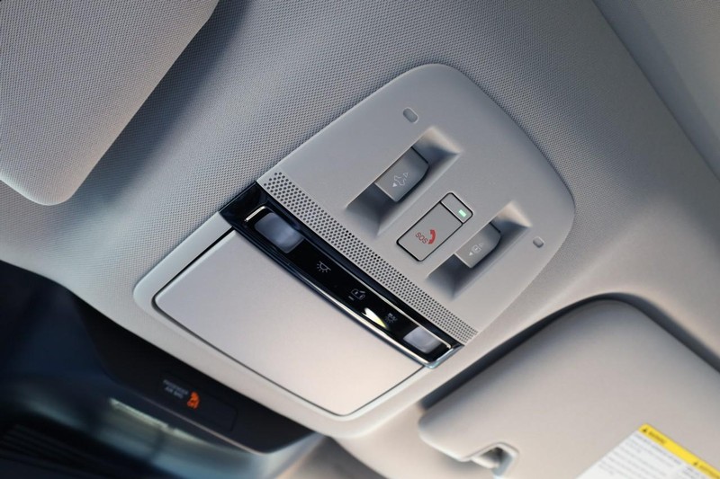 Nissan Murano Vehicle Image 21