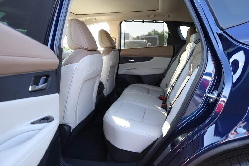 Nissan Murano Vehicle Image 26