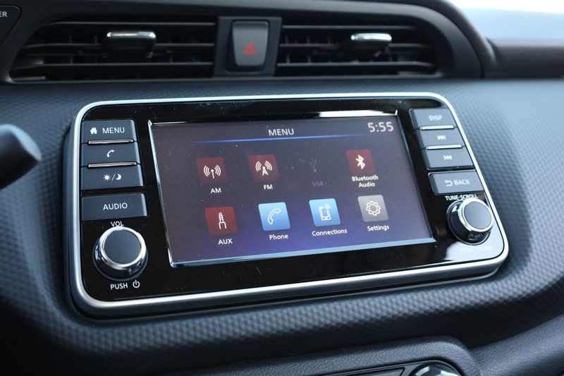 Nissan Kicks Play Vehicle Image 13