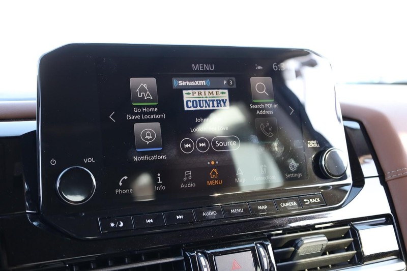 Nissan Pathfinder Vehicle Image 16