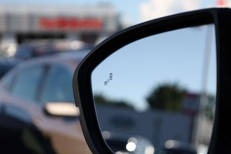 Nissan Pathfinder Vehicle Image 25