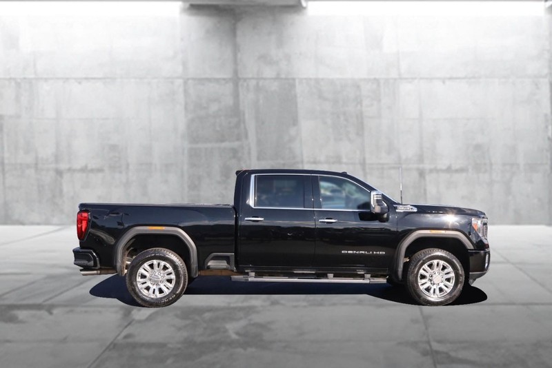 GMC Sierra 2500HD Vehicle Image 05