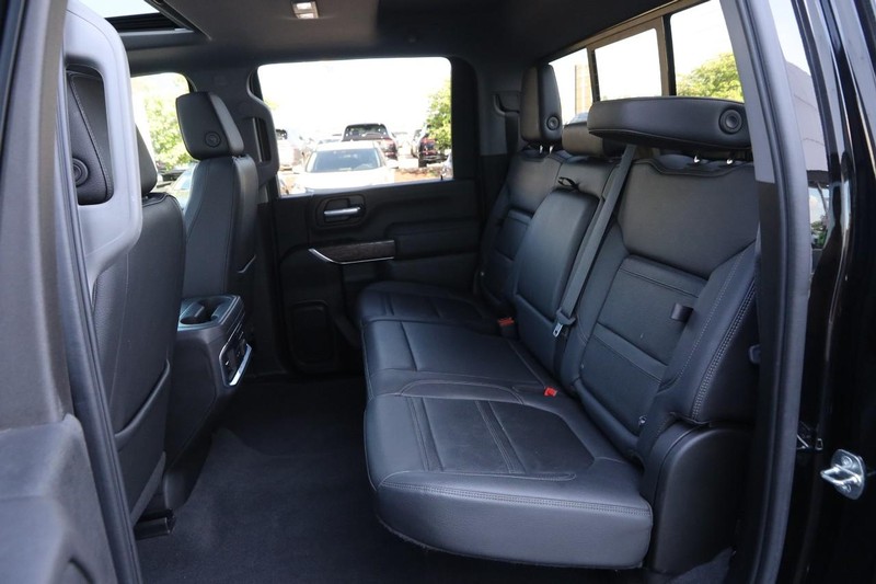 GMC Sierra 2500HD Vehicle Image 10