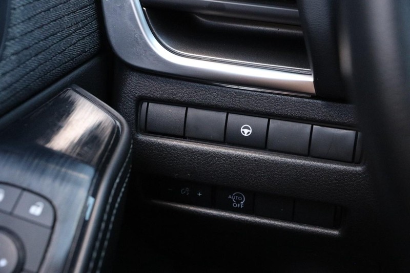 GMC Sierra 2500HD Vehicle Image 22