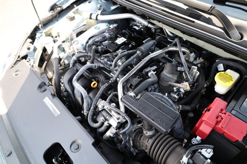 Nissan Sentra Vehicle Image 25
