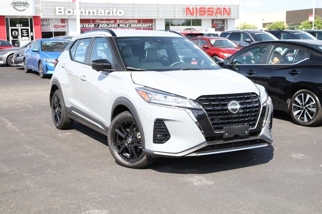 Nissan Kicks Vehicle Image 02