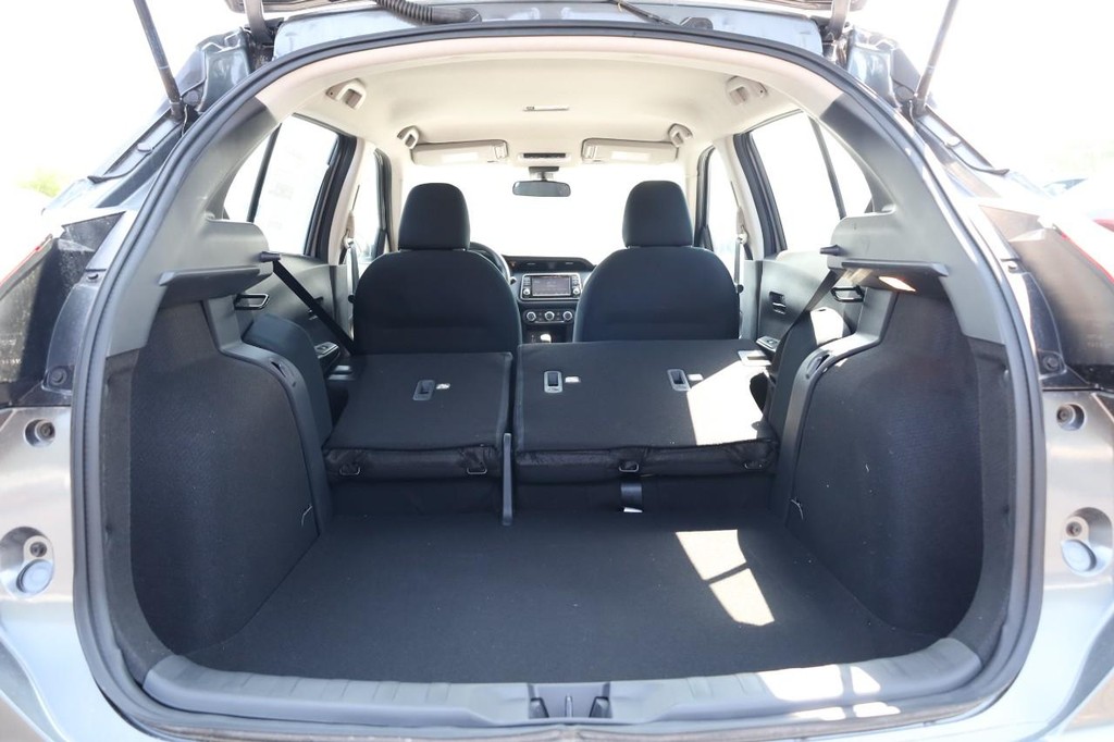 Nissan Kicks Play Vehicle Image 09