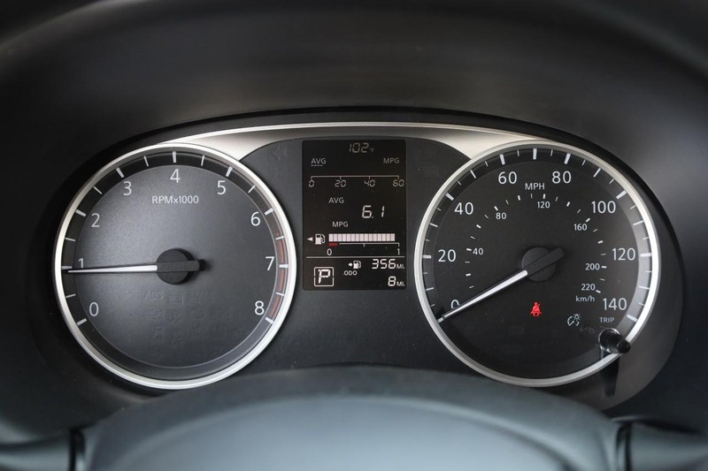 Nissan Kicks Play Vehicle Image 12