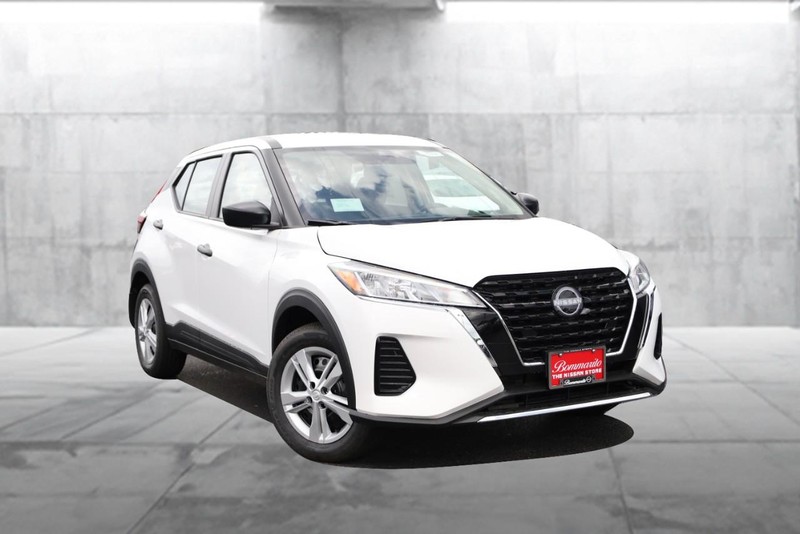 Nissan Kicks Play Vehicle Image 02