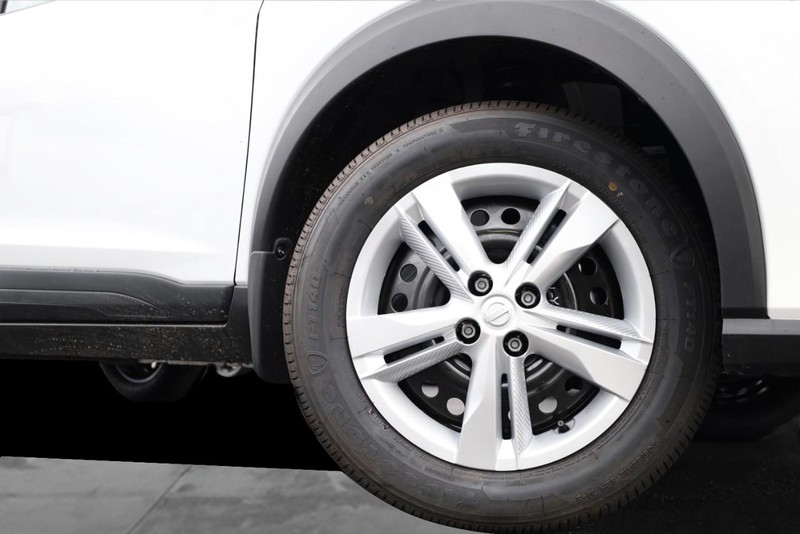 Nissan Kicks Play Vehicle Image 03