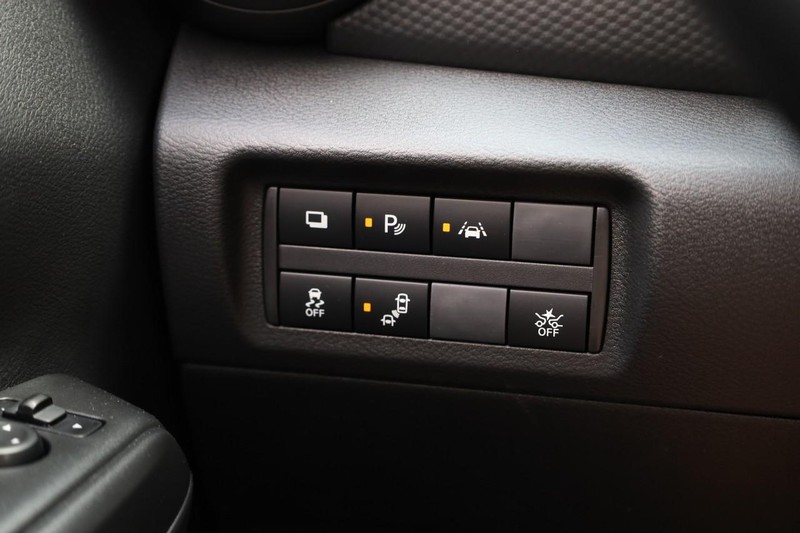 Nissan Kicks Play Vehicle Image 19