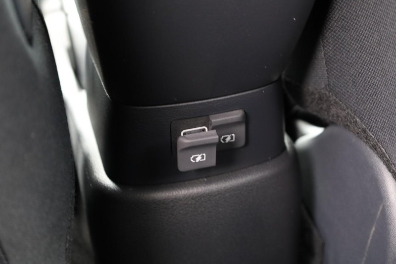 Nissan Kicks Play Vehicle Image 21