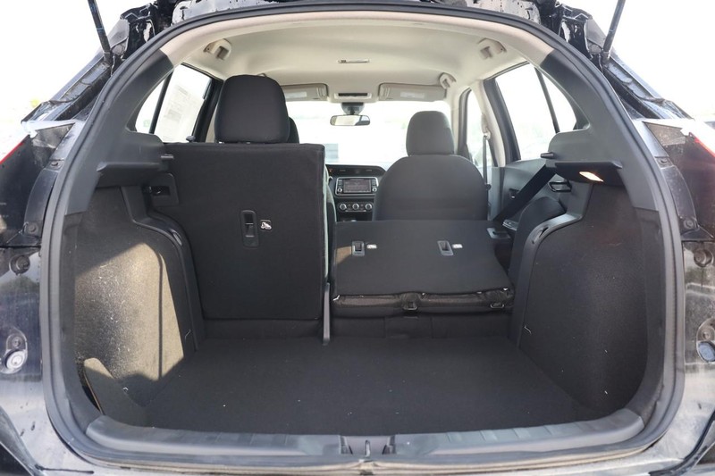 Nissan Kicks Play Vehicle Image 08