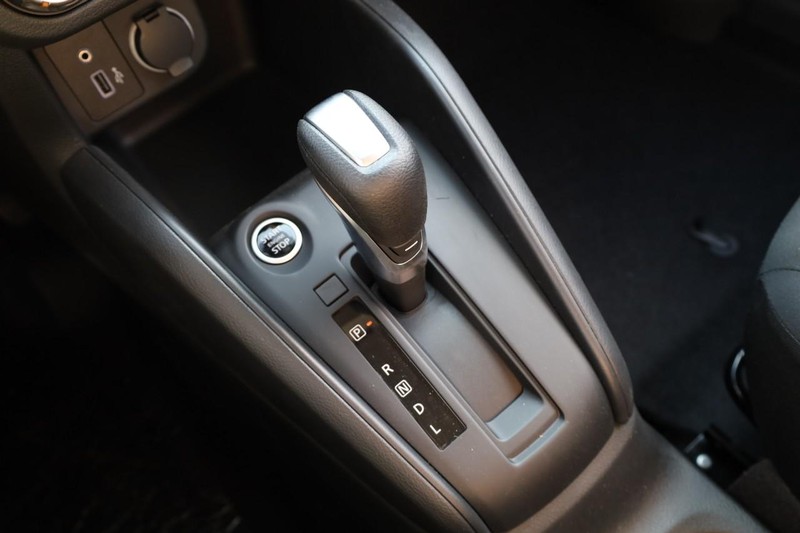 Nissan Kicks Play Vehicle Image 17