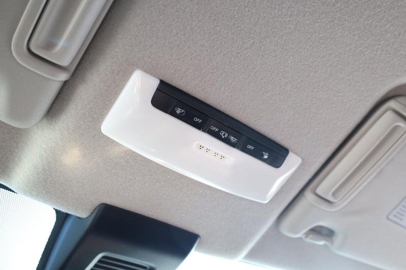 Nissan Kicks Play Vehicle Image 18