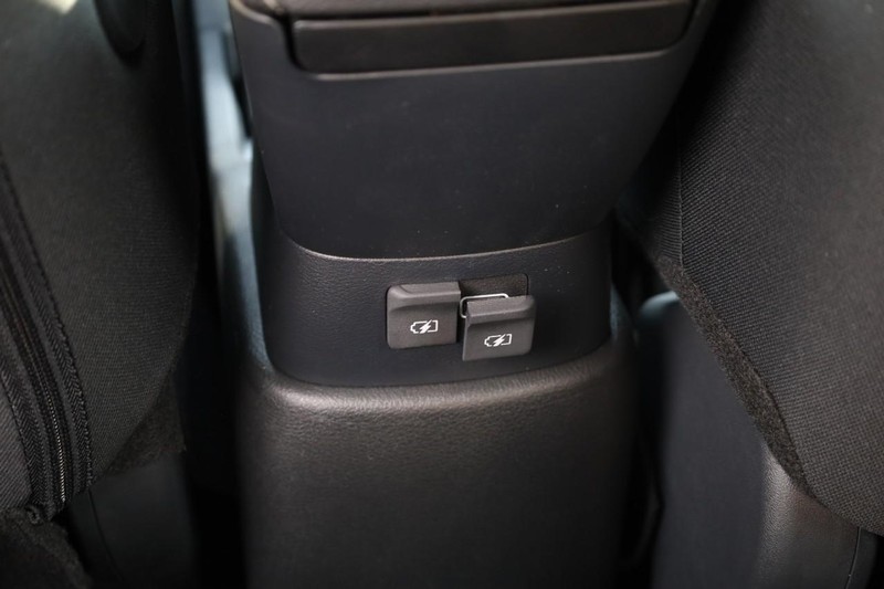 Nissan Kicks Play Vehicle Image 22