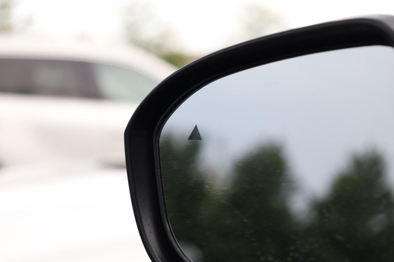 Nissan Kicks Vehicle Image 21