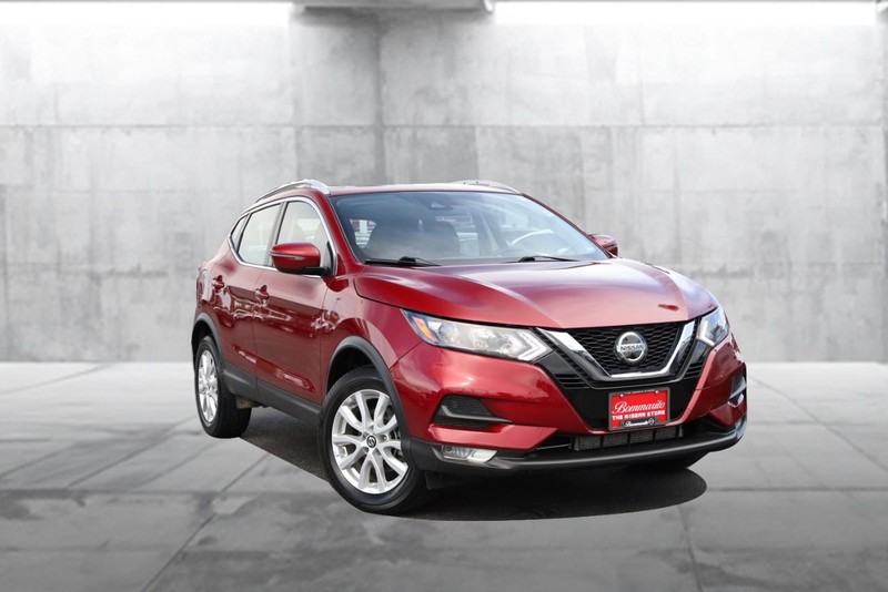 Nissan Rogue Sport Vehicle Image 02