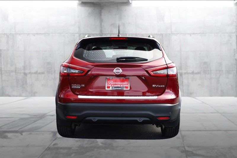 Nissan Rogue Sport Vehicle Image 06