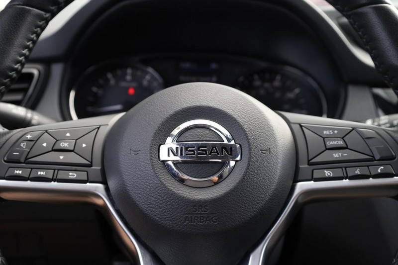Nissan Rogue Sport Vehicle Image 10