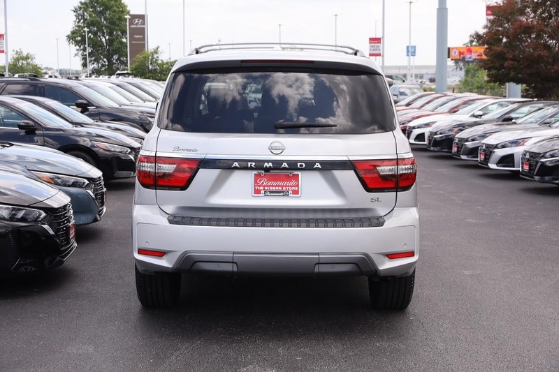 Nissan Armada Vehicle Image 06