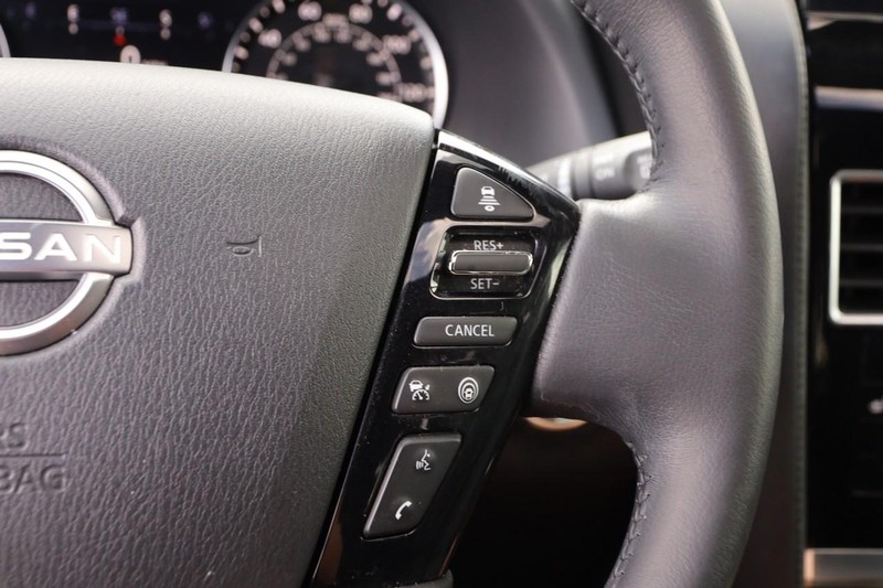 Nissan Armada Vehicle Image 12