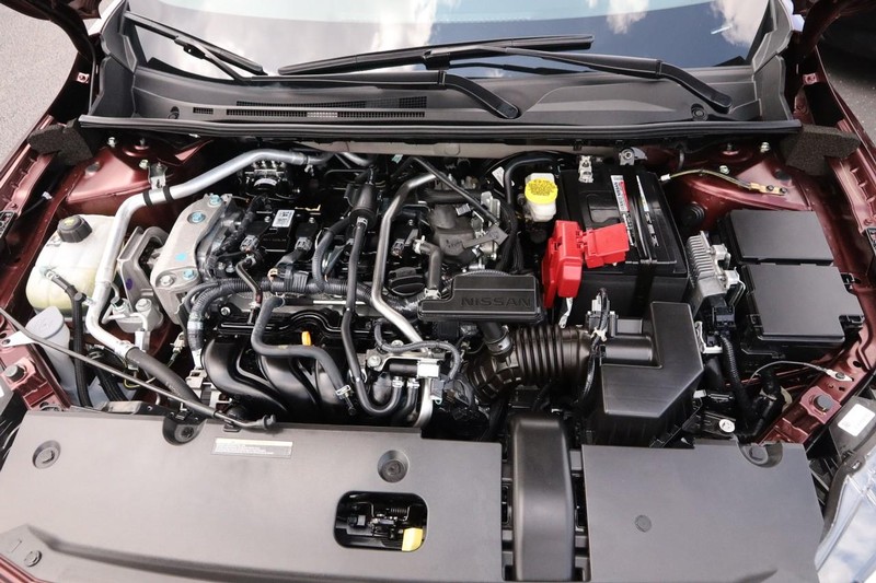 Nissan Sentra Vehicle Image 27