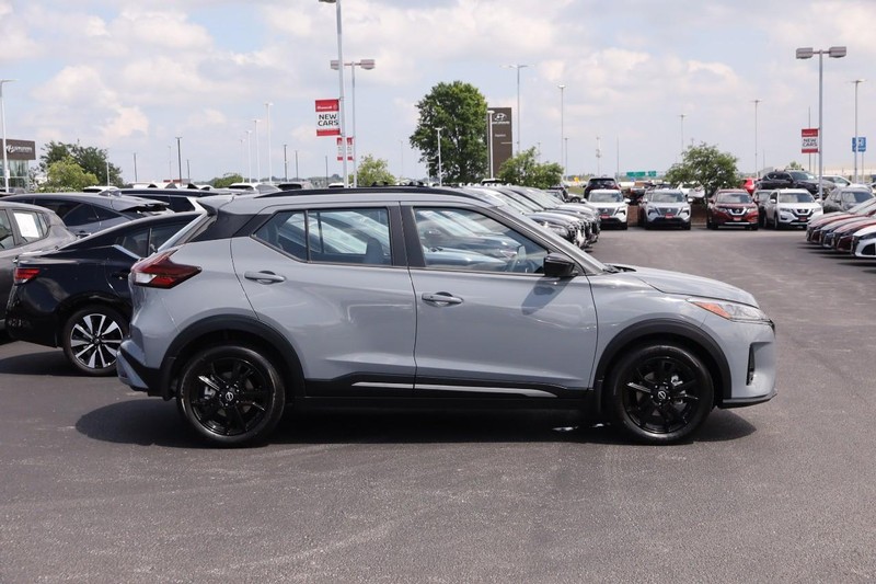 Nissan Kicks Vehicle Image 05