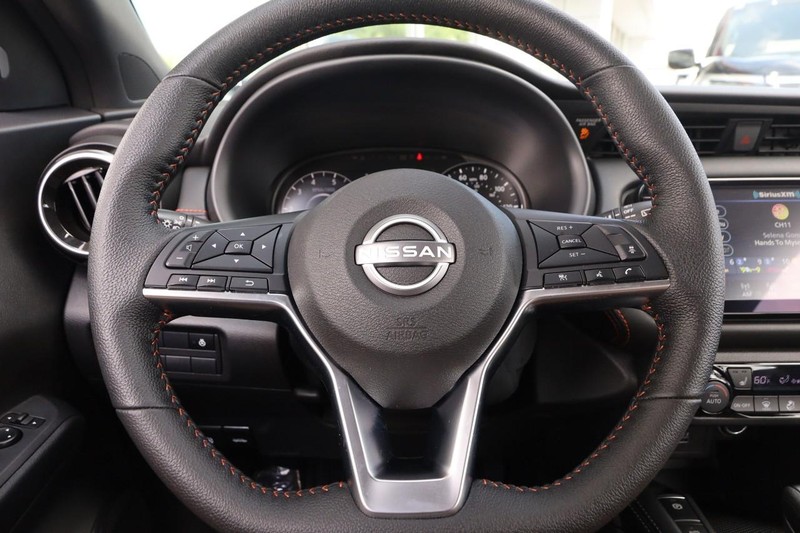 Nissan Kicks Vehicle Image 10