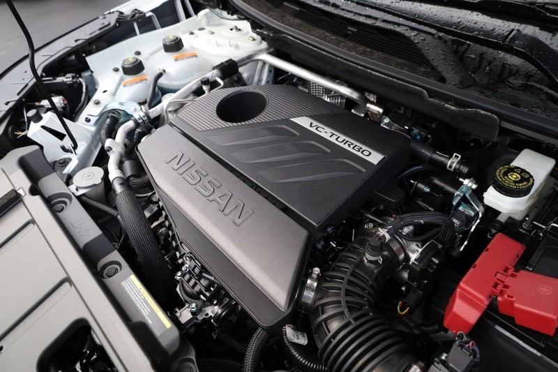 Nissan Rogue Vehicle Image 28