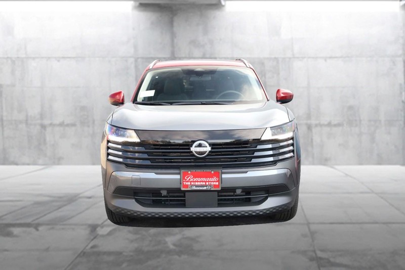 Nissan Kicks Vehicle Image 04