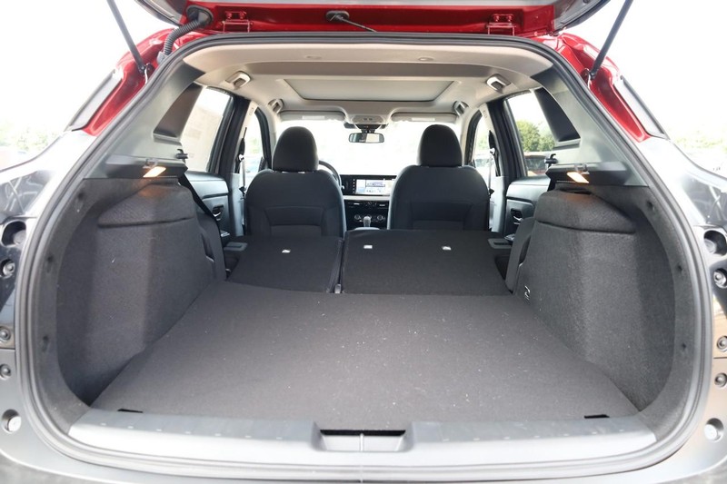 Nissan Kicks Vehicle Image 09