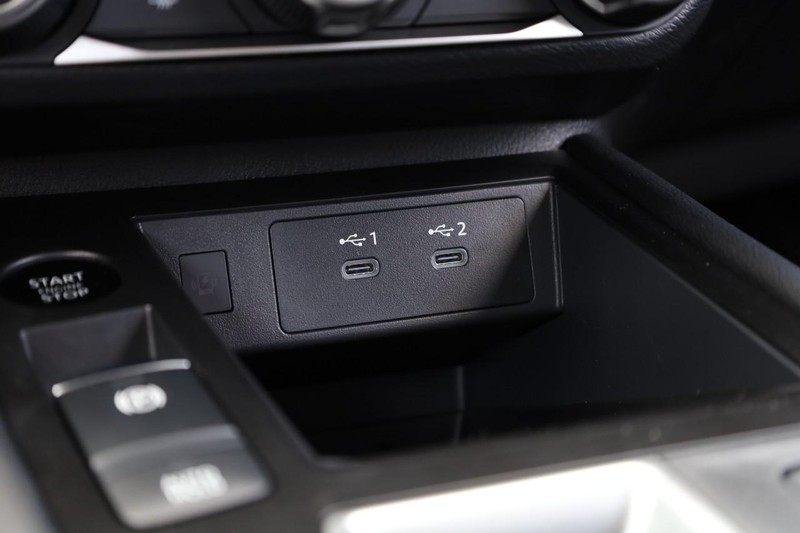 Nissan Kicks Vehicle Image 19