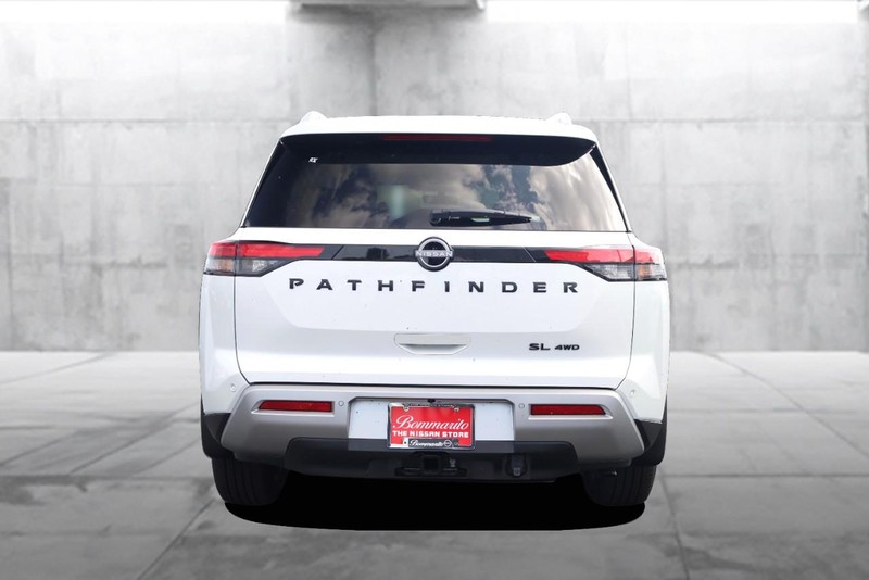 Nissan Pathfinder Vehicle Image 06