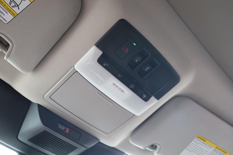 Nissan Pathfinder Vehicle Image 21