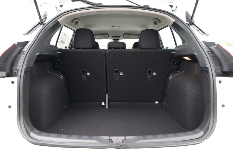 Nissan Kicks Play Vehicle Image 07