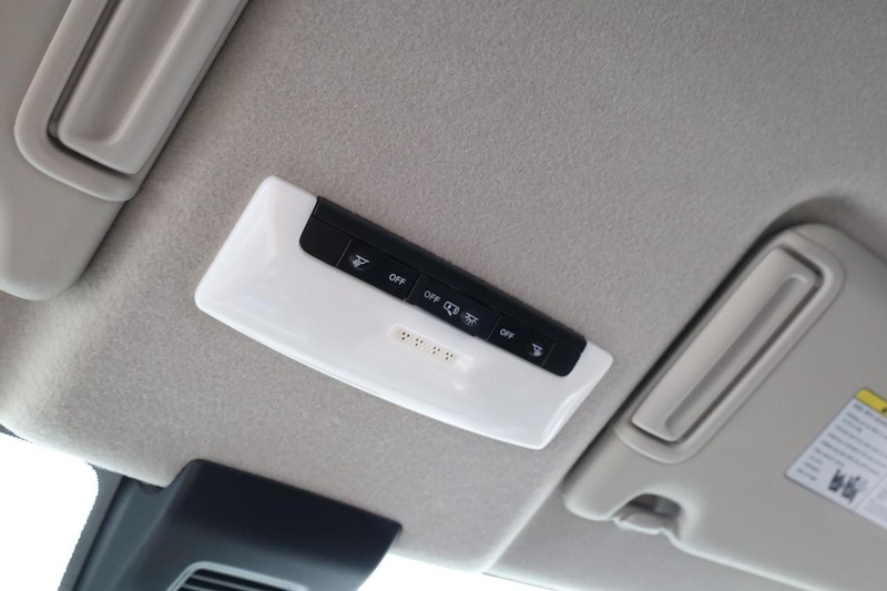 Nissan Kicks Play Vehicle Image 18