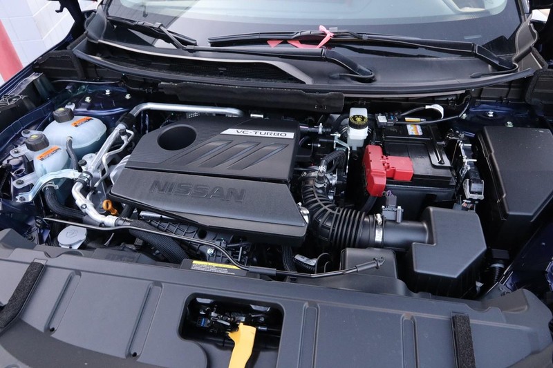 Nissan Rogue Vehicle Image 28