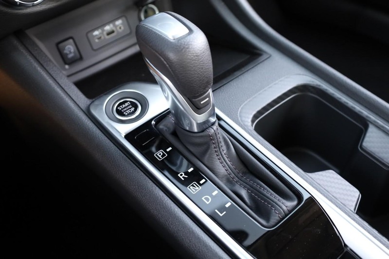 Nissan Sentra Vehicle Image 16