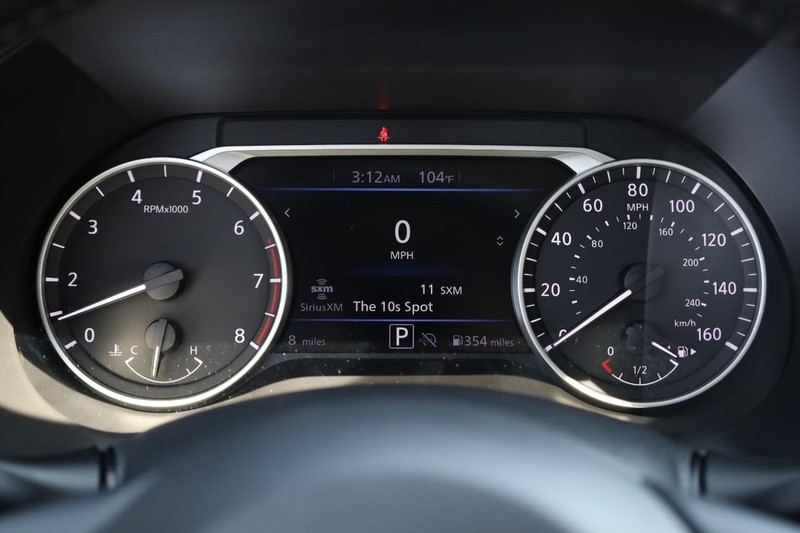 Nissan Sentra Vehicle Image 10