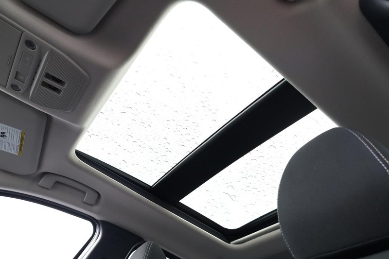 Nissan Kicks Vehicle Image 10