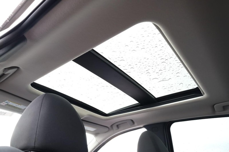 Nissan Kicks Vehicle Image 11