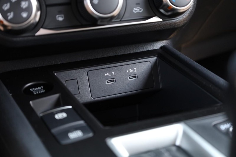Nissan Kicks Vehicle Image 17
