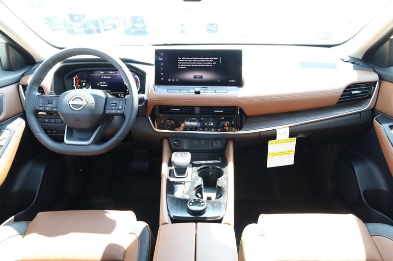 Nissan Rogue Vehicle Image 29