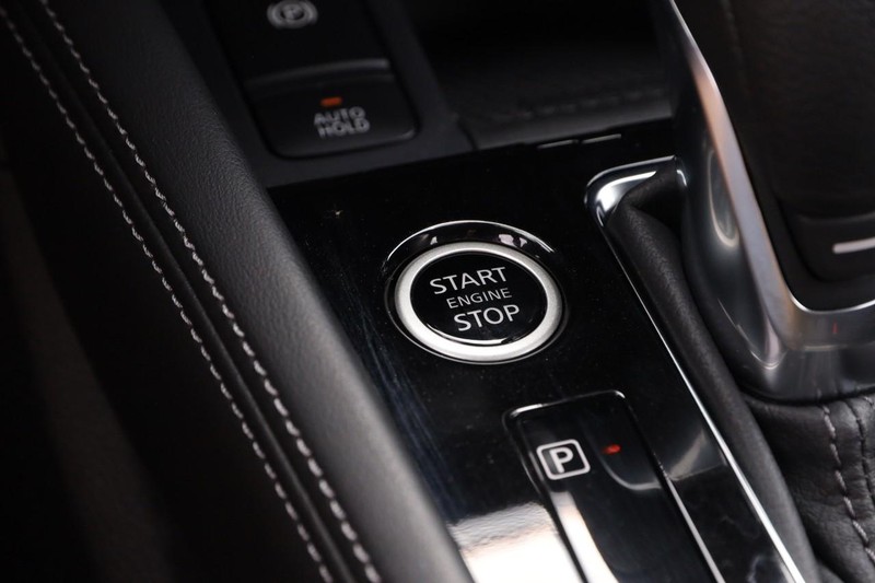 Nissan Kicks Vehicle Image 17