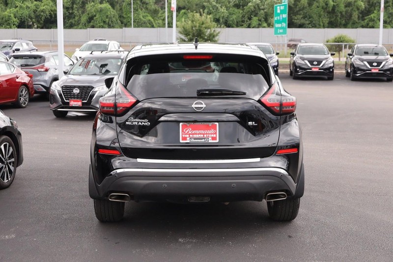 Nissan Murano Vehicle Image 06