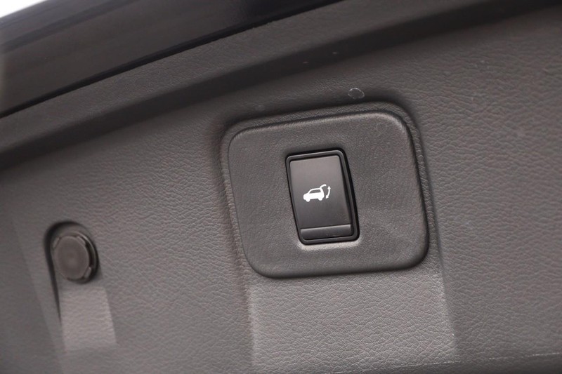 Nissan Murano Vehicle Image 08