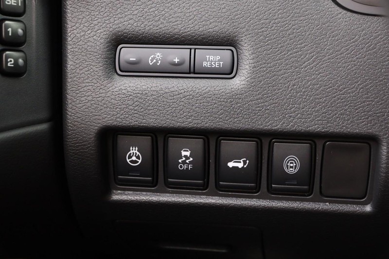 Nissan Murano Vehicle Image 21