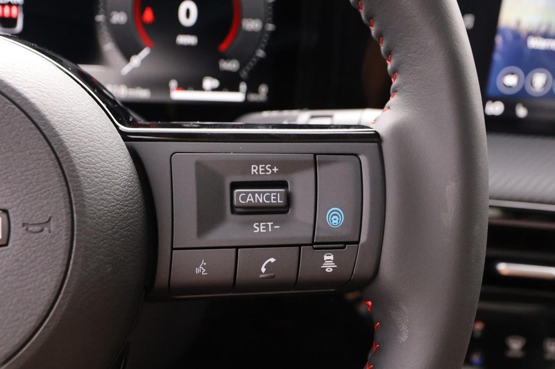 Nissan Kicks Vehicle Image 12