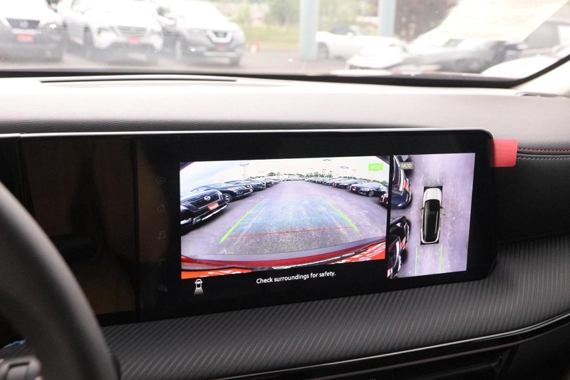 Nissan Kicks Vehicle Image 16